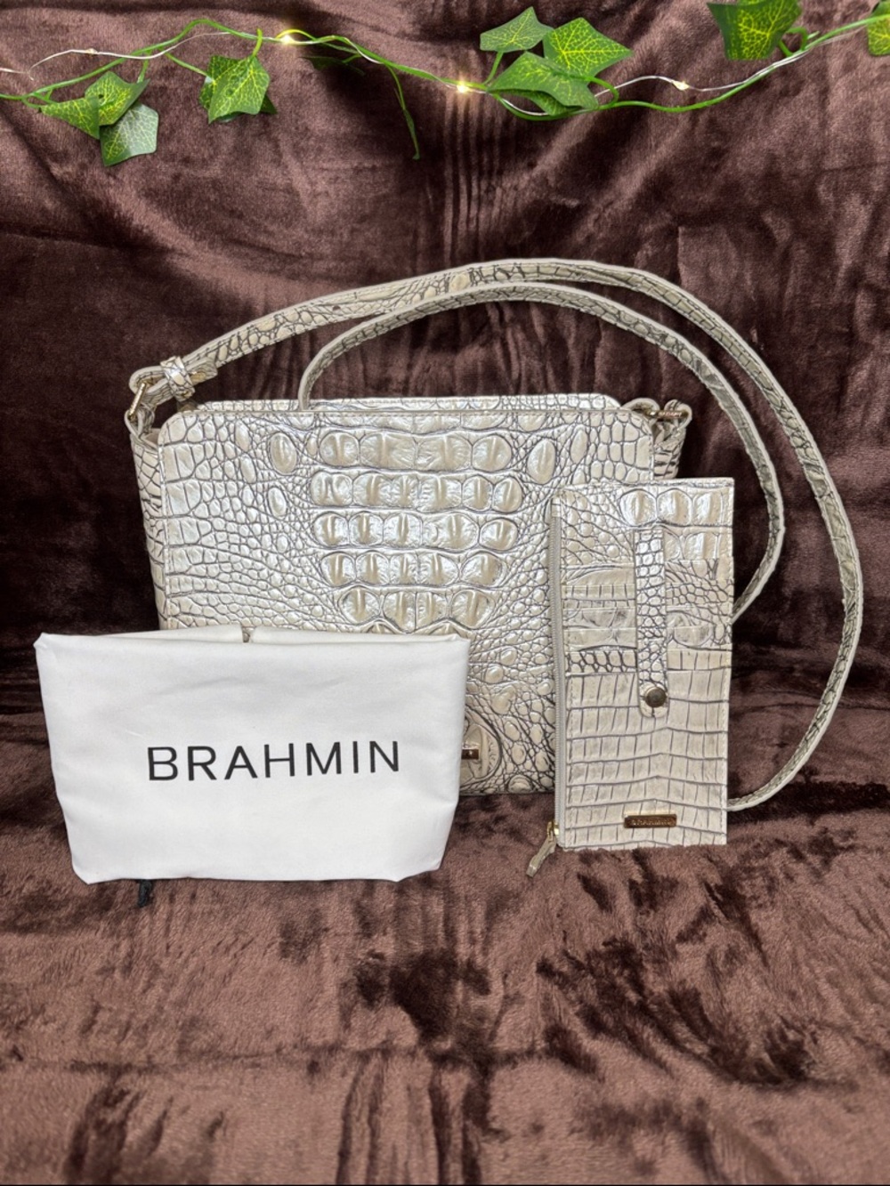 Brahmin Carrie Crossbody in Moonrise with Matching Credit Card Wallet - Picture 13 of 13